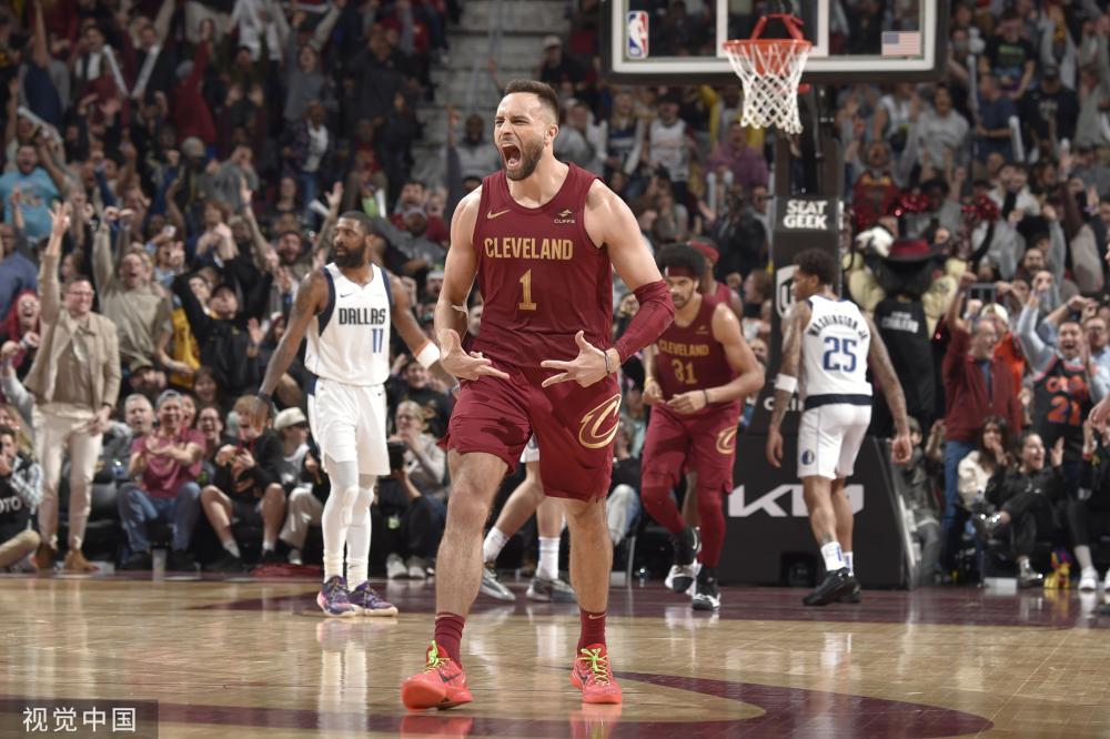 球迷和评论 球迷和评论